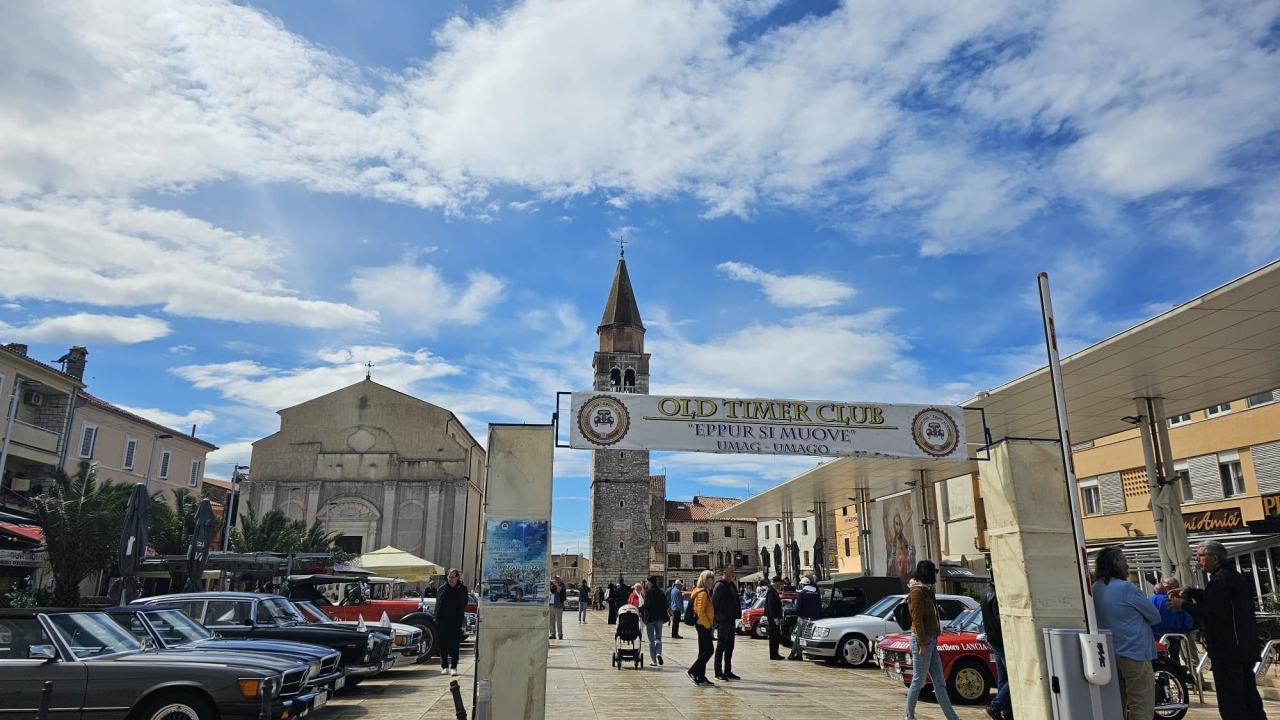U Umagu održana 16. međunarodna izložba povijesnih vozila u čast Romanu Fikfaku