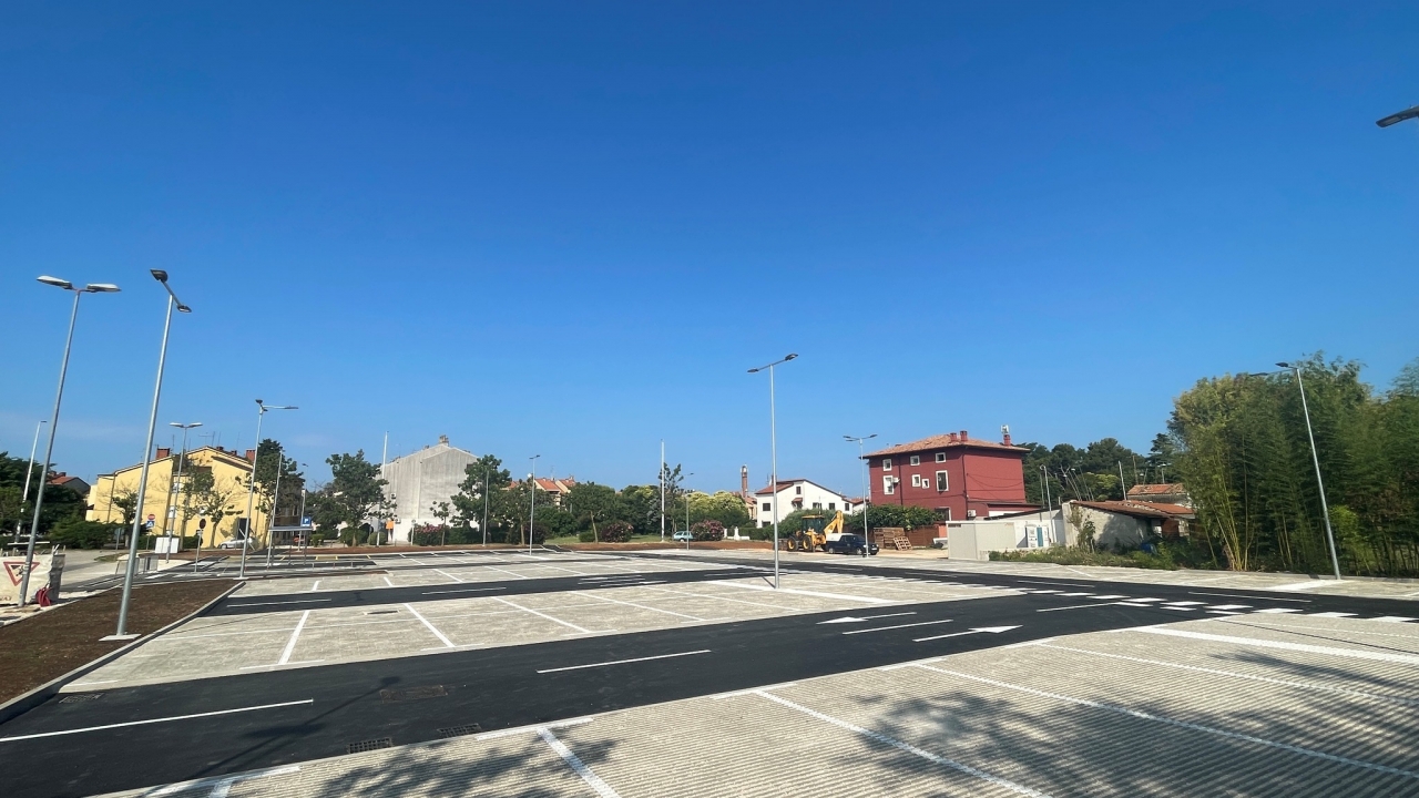 Naš novi parking u gradu