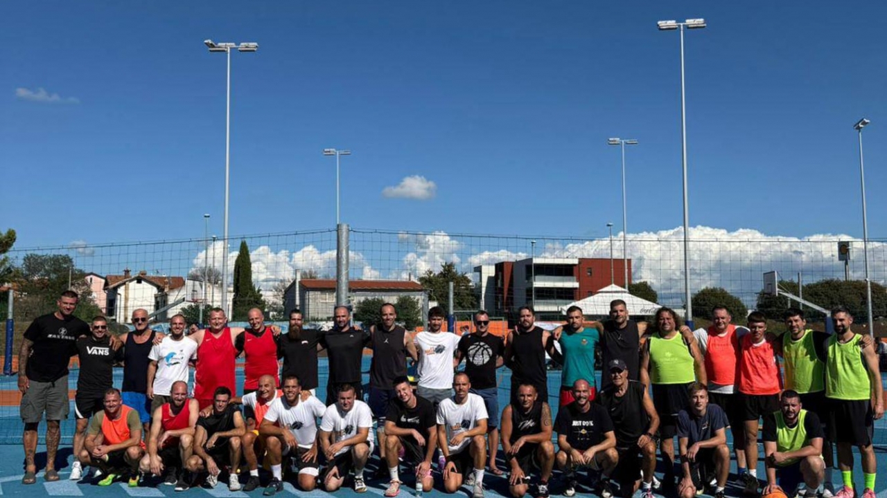 U Umagu održan prvi basket turnir uz nastup Maria Kasuna