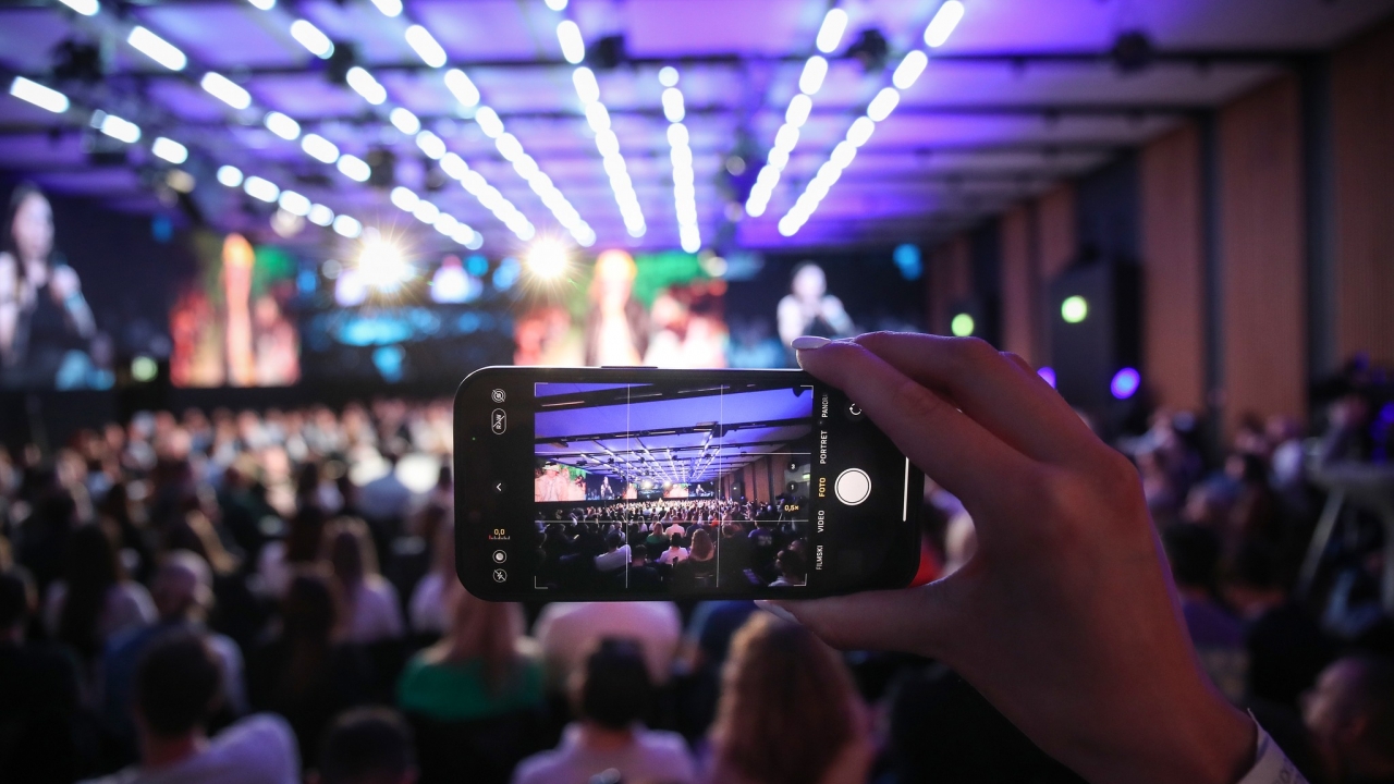 Kako su političke poruke iz kampanje Zohrana Mamdanija osvojile internet, a onda i New York? Saznajte na Danima komunikacija