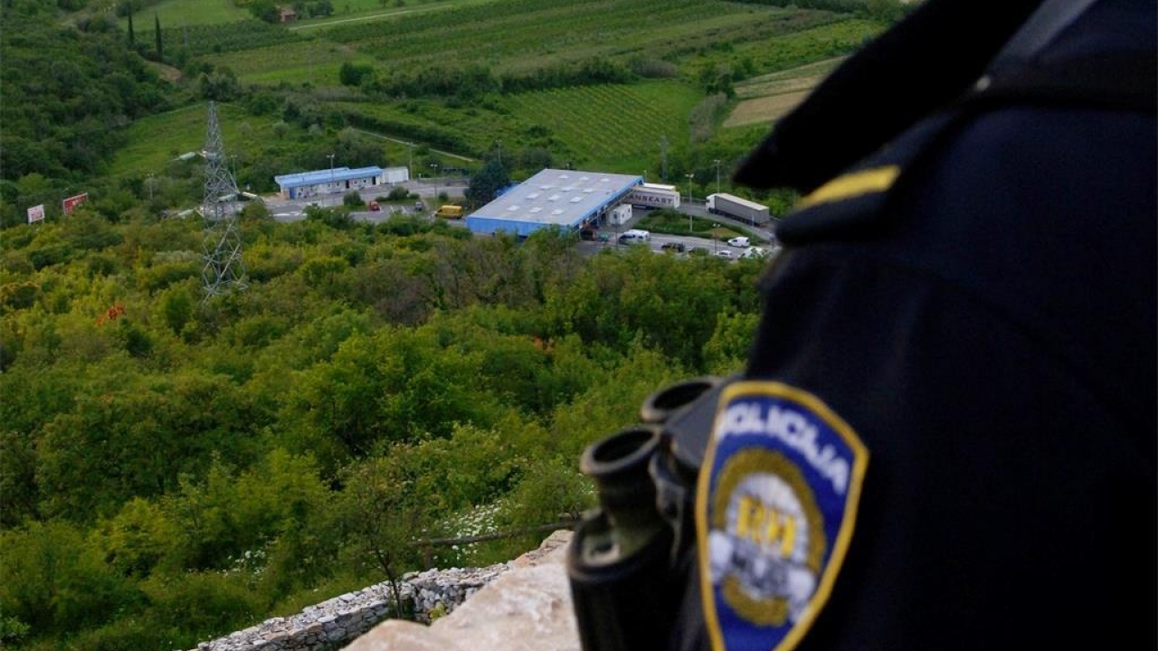 Istarska policija privela trojicu krijumčara ljudima