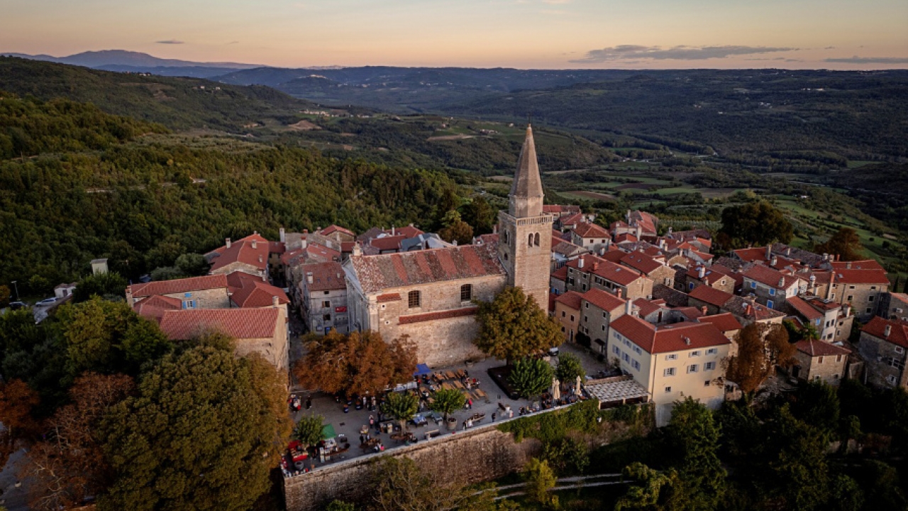 Poziv na Zbor antifašista povodom obilježavanja Dana općenarodnog ustanka u Istri...