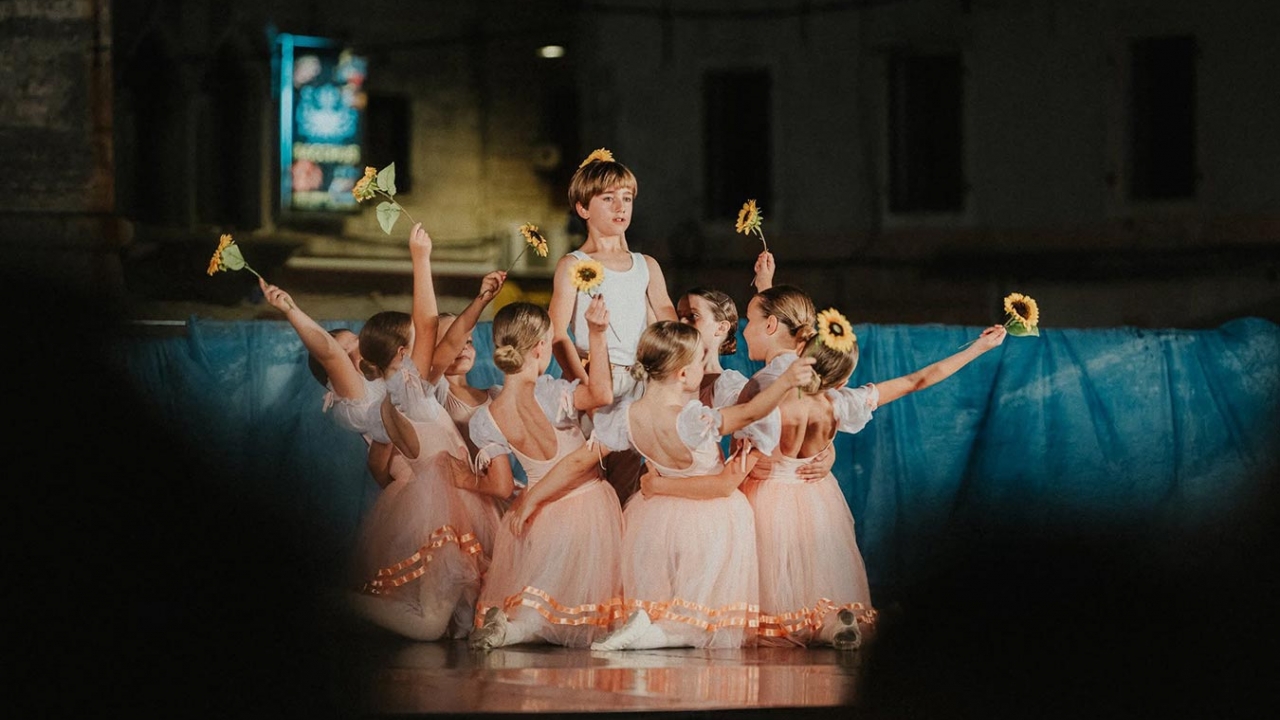 Umaške štorije - Plesni centar Carlotta Grisi