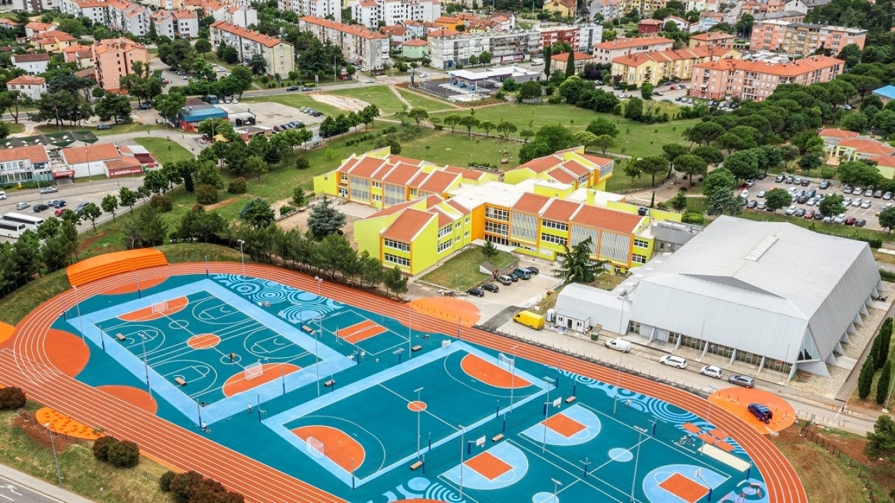 Grad Umag nastavlja s ulaganjima u obrazovanje: U tijeku je obnova školskih prostorija OŠ Marije i Line