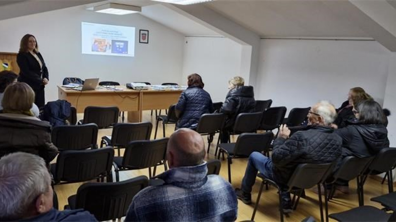 Porast prijevara na štetu starijih osoba - potreba za edukacijom i prevencijom sve veća