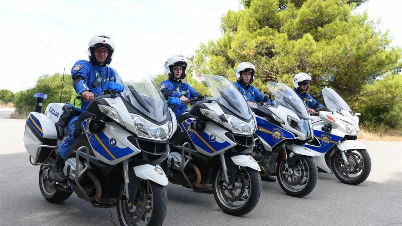 Policija u Istri provodi pojačan nadzor vozača motocikala, mopeda i romobila
