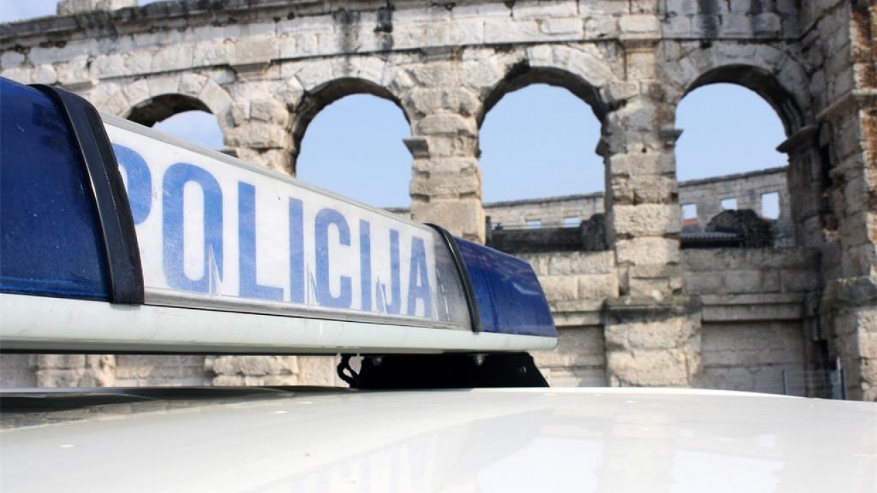 Javno okupljanje u Puli: Najava snimanja i kraće privremeno ograničenje prometa