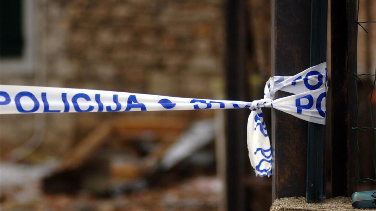 Opušak cigarete izazvao požar na krovu novigradskog hotela