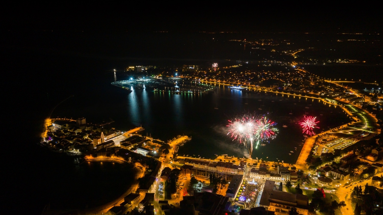 Blagdanska atmosfera privukla tisuće gostiju u Istru i Kvarner