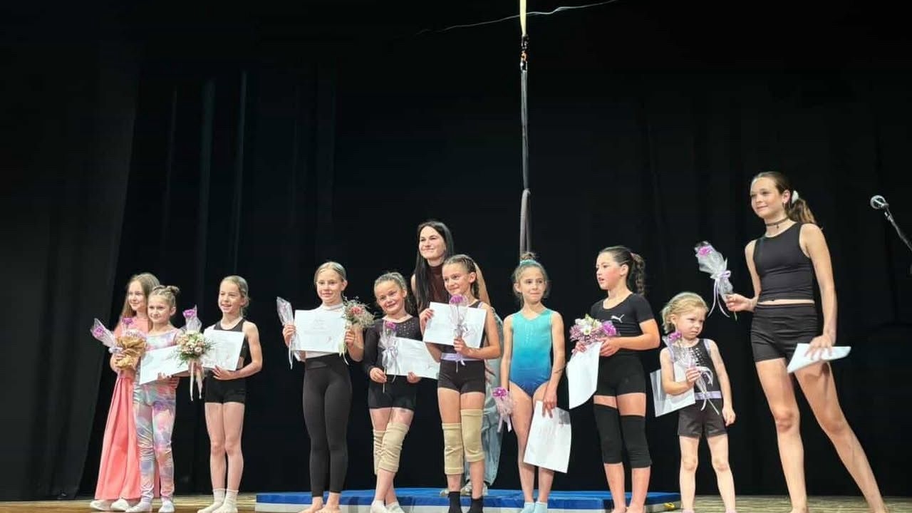 Završna dječja predstava Aerial Hoop polaznica u Bujama oduševila publiku