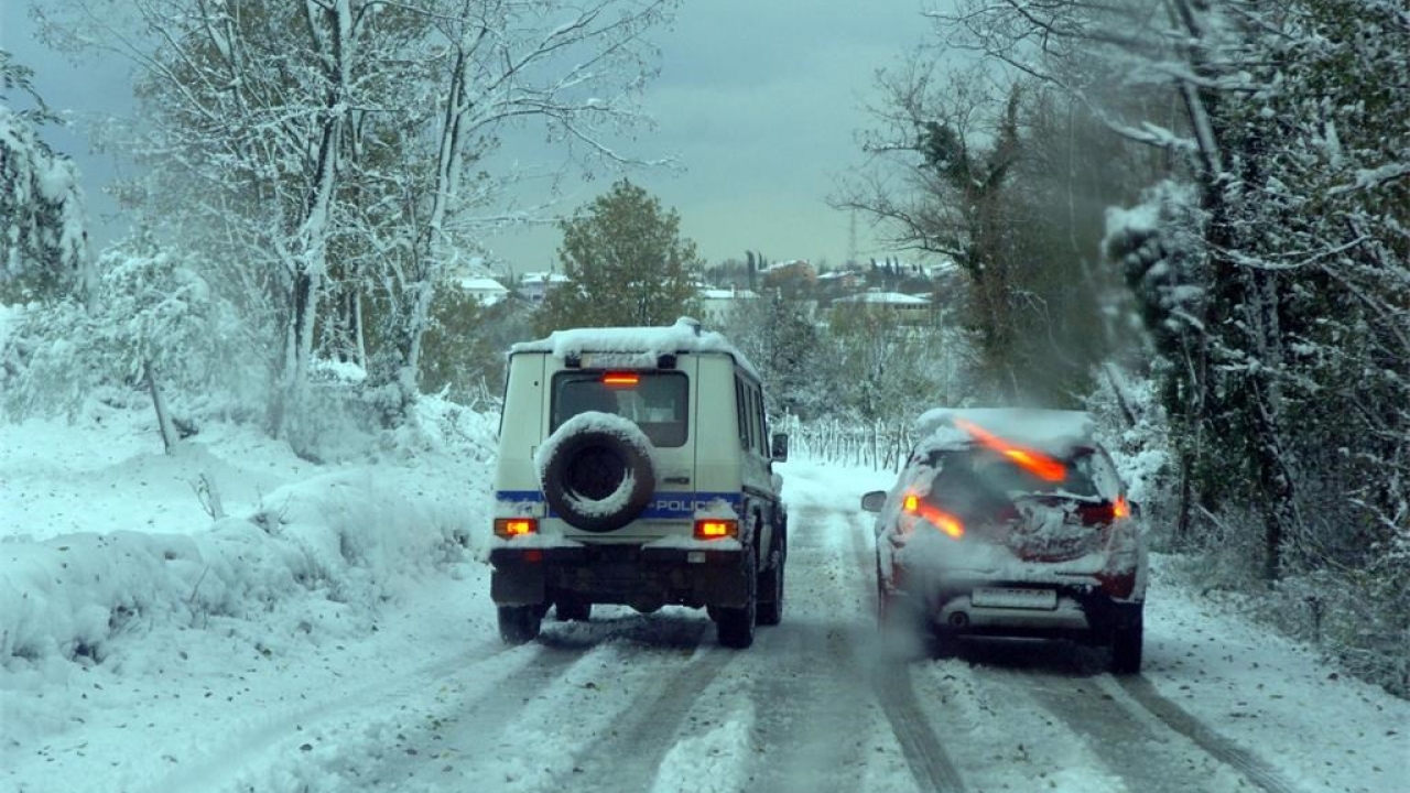 Prevrnuo se na krov zbog brzine neprilagođene zimskim uvjetima