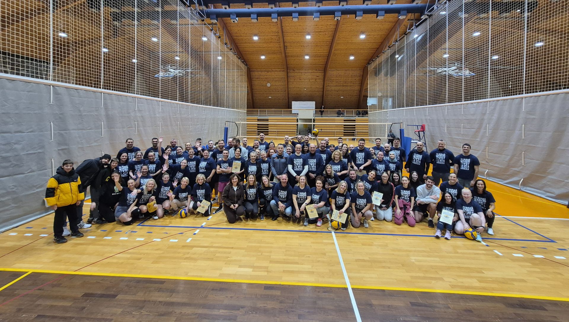 Tradicionalnim odbojkaškim turnirom obilježen Mjesec borbe protiv ovisnosti