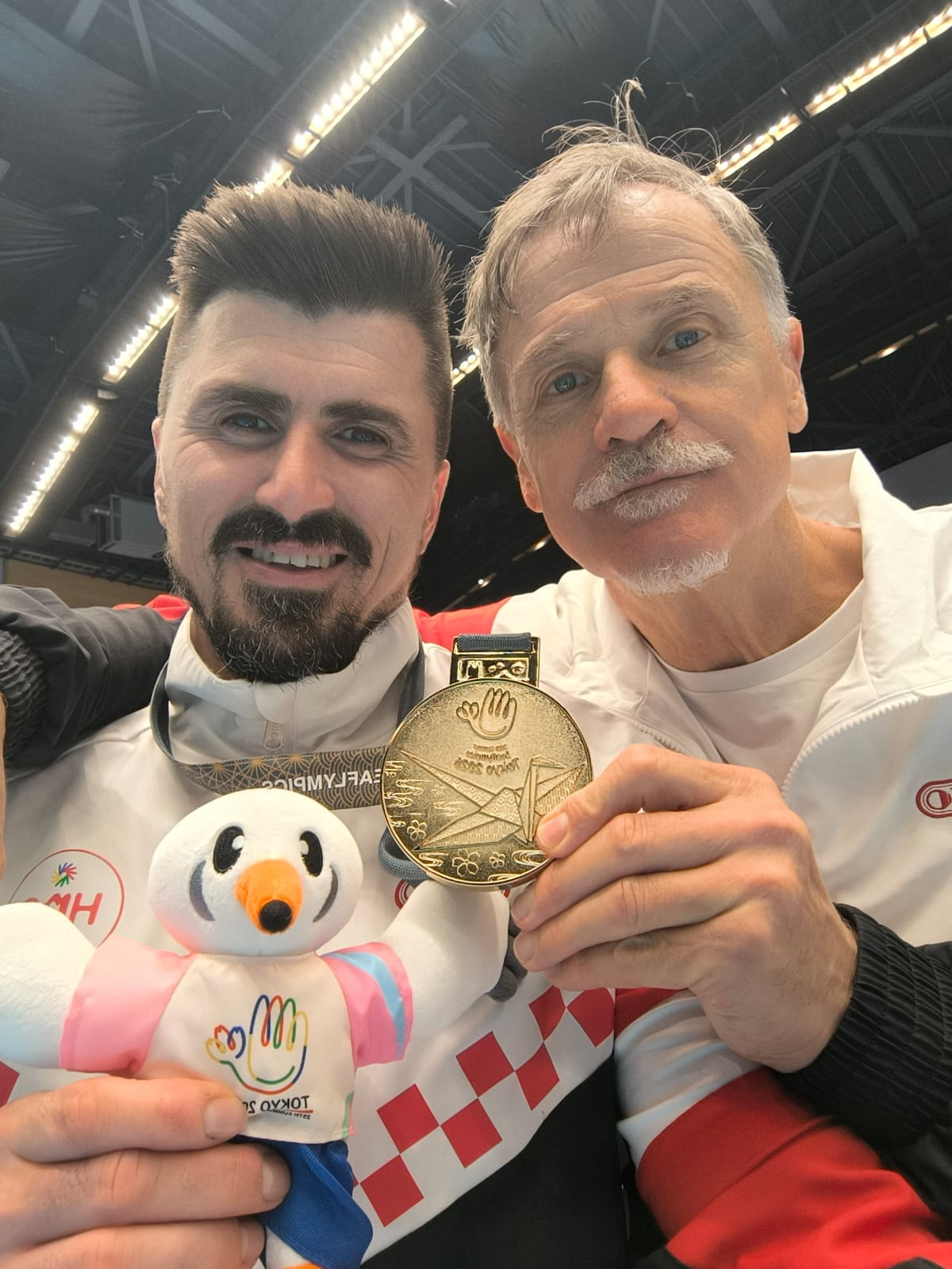 Bošnjak i trener Sirotić zlatni u Tokiju!