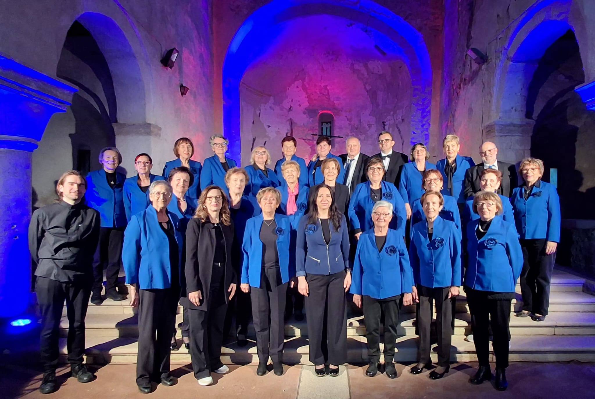 Nastup zbora Korona u Vrsaru u Crkvi svete Marije od mora na FAKS-u