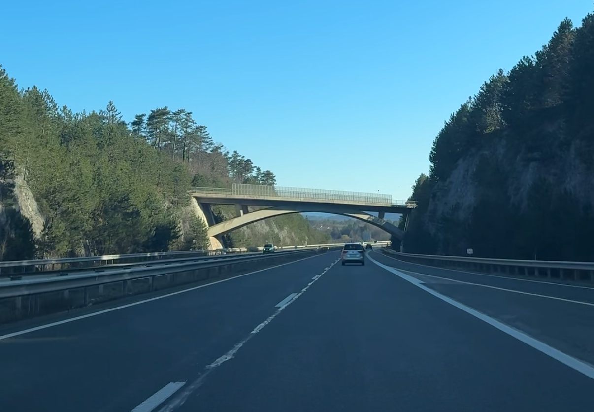 Od danas preko Kopra za Trst možete putovati bez vinjete: Slovenci ukidaju cestarinu za dionicu Škofije–Kopar