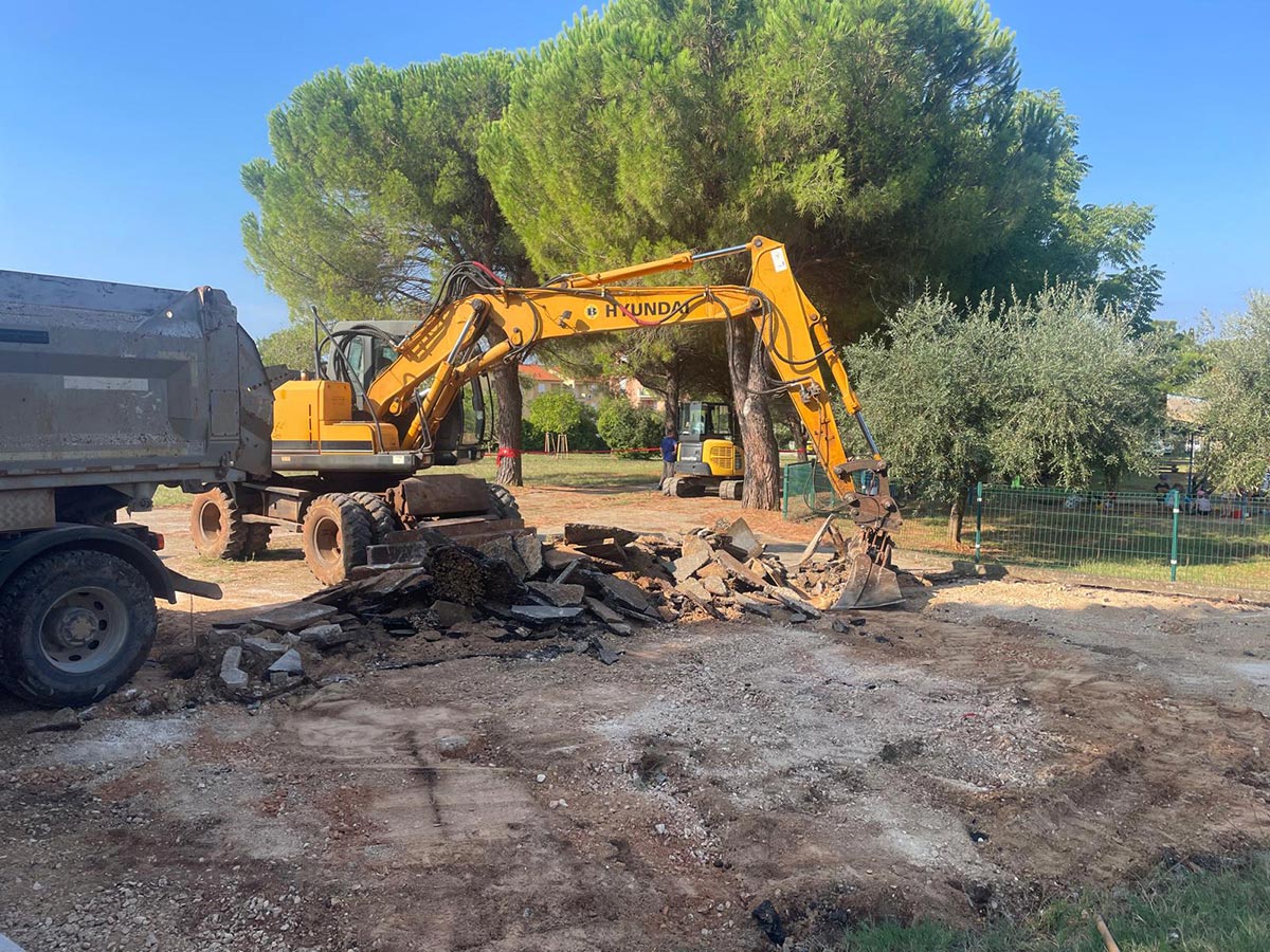 Umag: Krenulo uređenje šetnice koja povezuje Dom zdravlja i Osnovnu školu Marije i Line