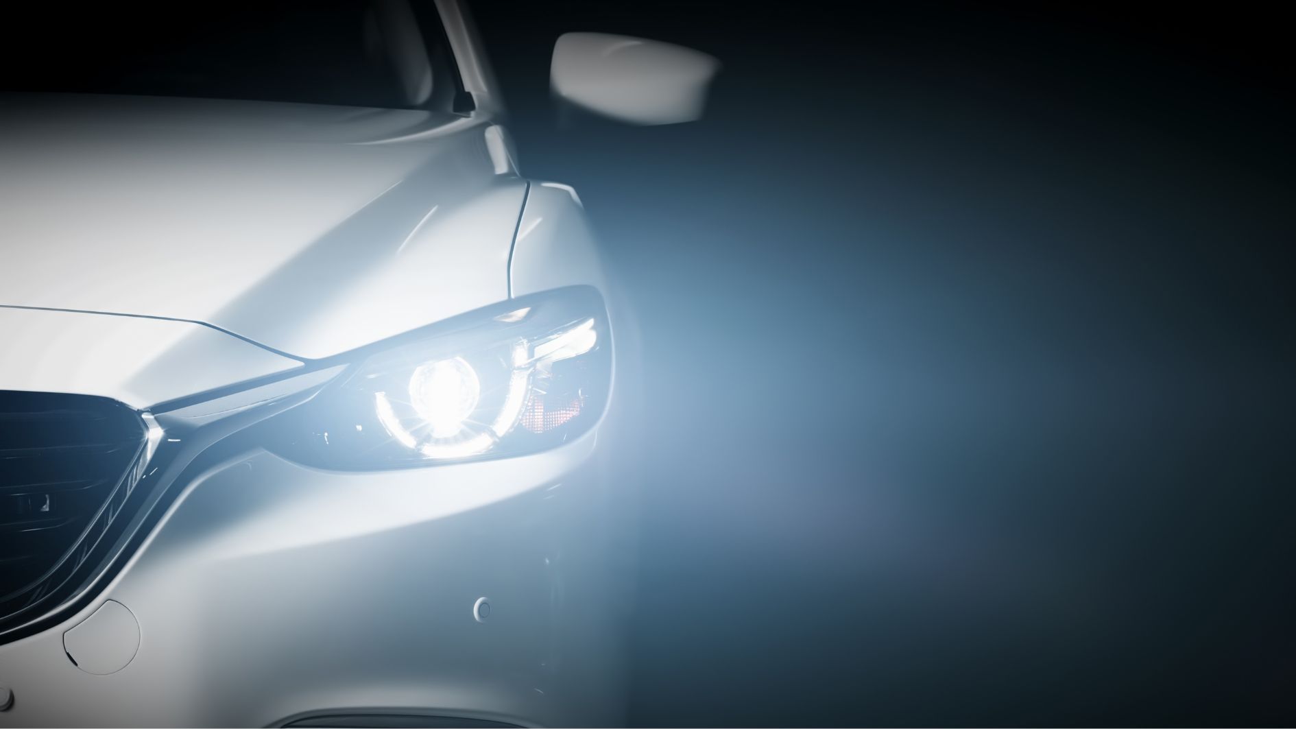 Od danas do 31. ožujka obvezna vožnja motornih vozila s upaljenim svjetlima