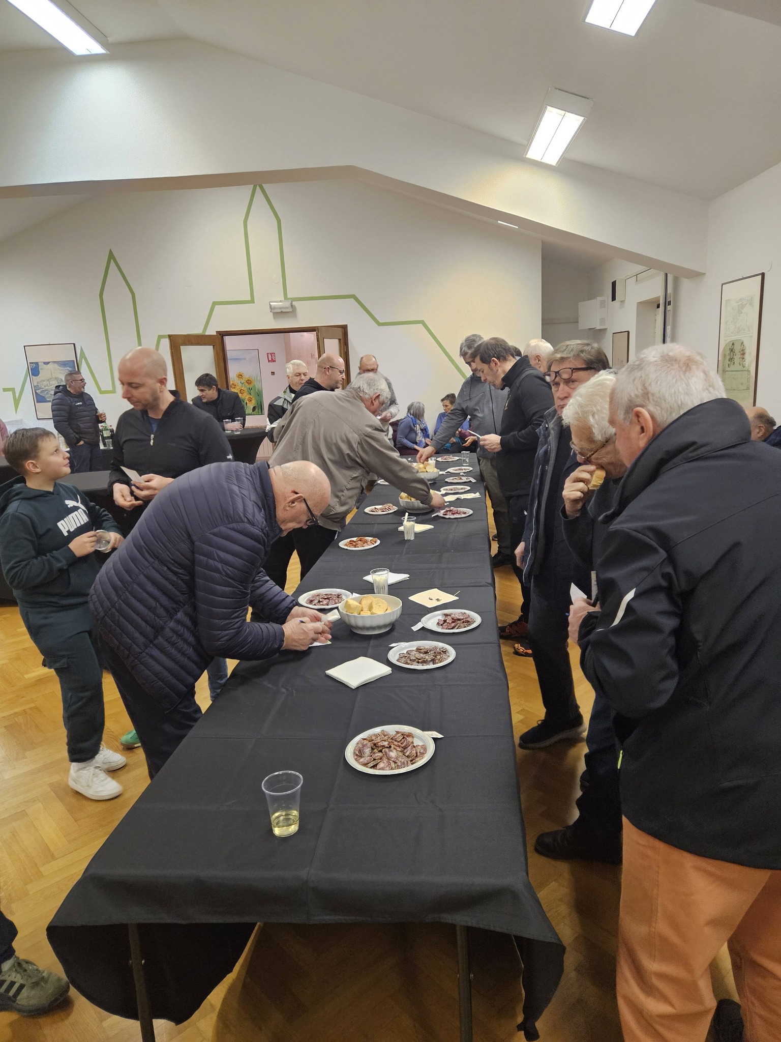 Održana Luganigada i Frittolada u Bujama: večer tradicije, okusa i druženja