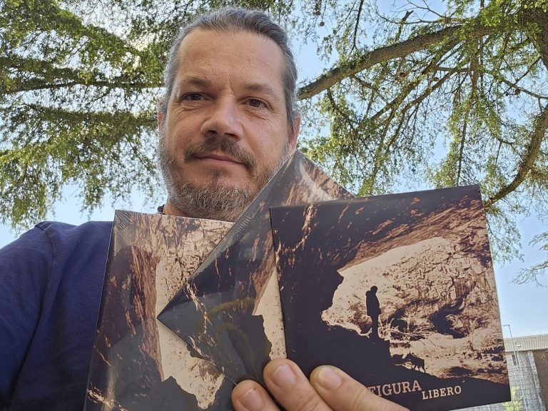 Predstavljanje albuma Libero Davora Hačića u Novigradu