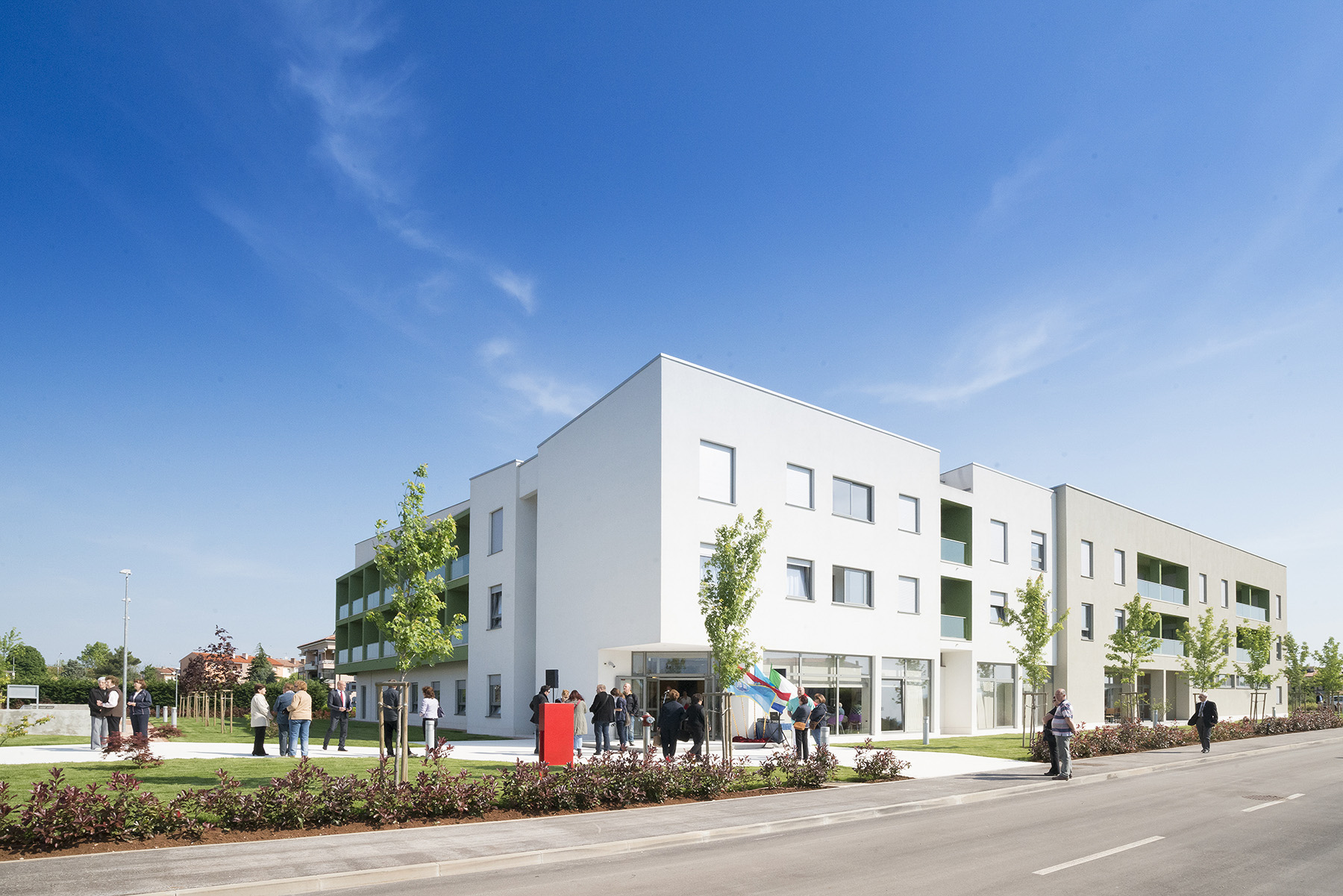 Dom za starije i nemoćne osobe „Atilio Gamboc“ Umag objavio više natječaja za zapošljavanje