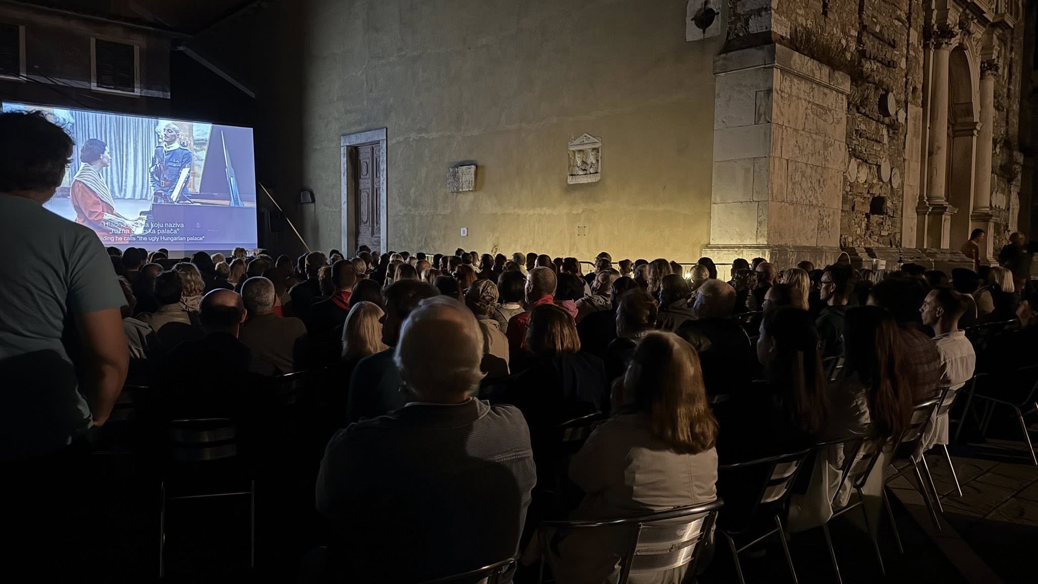 Rasprodana projekcija Fiume o morte! u Bujama: redatelj Bezinović ispričao zanimljive detalje publici