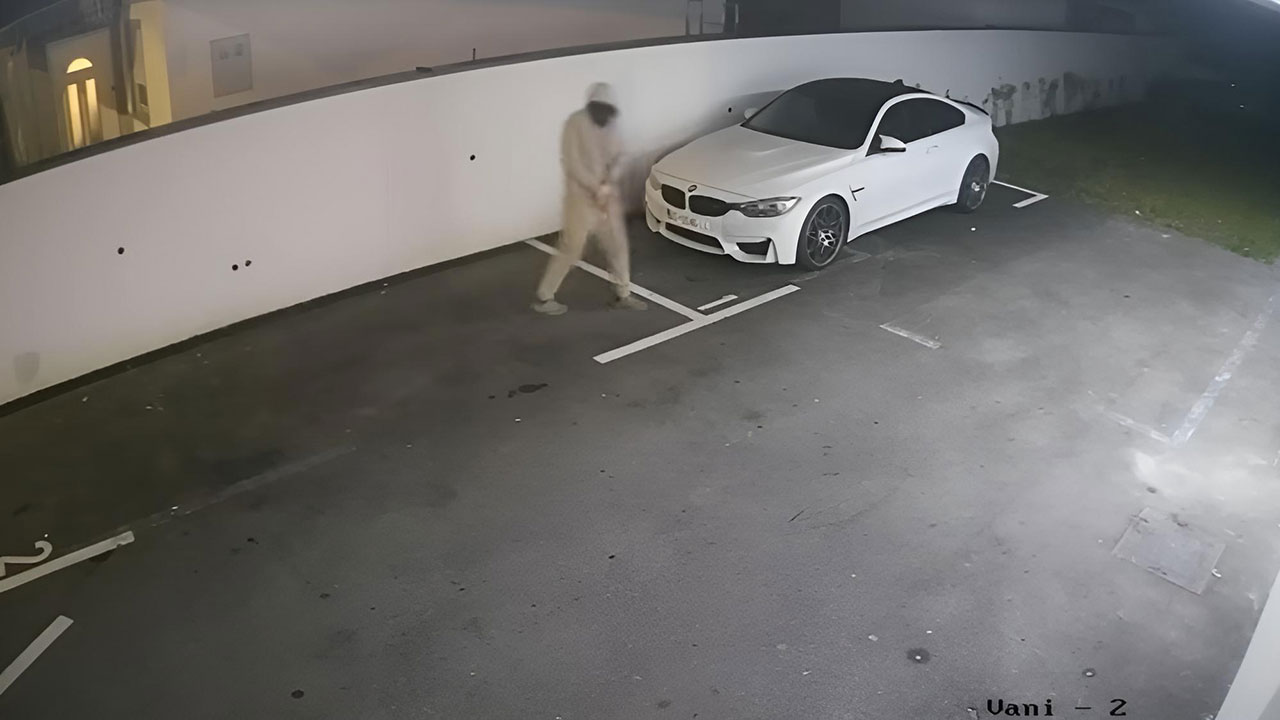 Influenceru u Hrvatskoj zapalili automobil, nudi 10000€ za informaciju