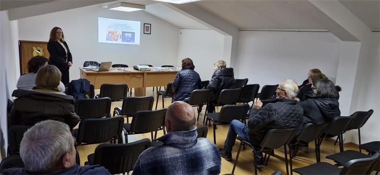 Porast prijevara na štetu starijih osoba - potreba za edukacijom i prevencijom sve veća