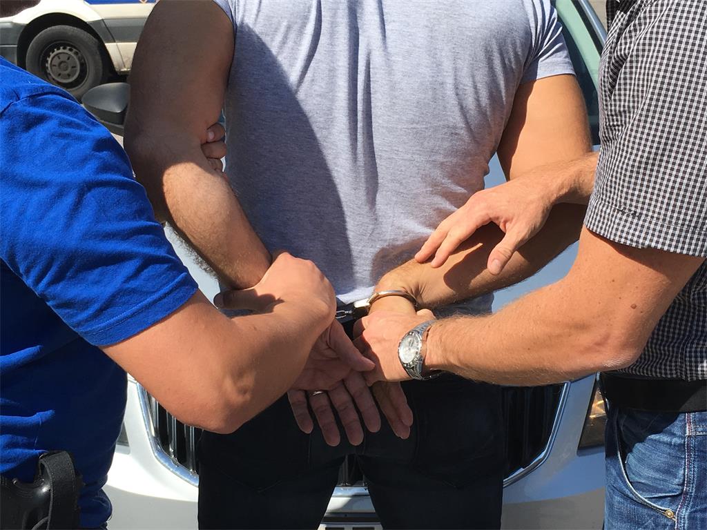 Uhićenja u Istri i Zagrebu u akciji Karbon: Pronađen crni kokain
